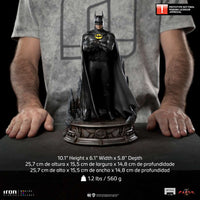 Iron Studios DC Comics The Flash Movie Estatua 1/10 Art Scale Batman 23 cm
