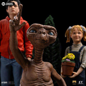 ESTATUA Iron Studios - E.T. The Extra Terrestrial E.T. & Kids 1/10