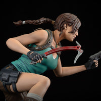 DARK HORSE CÓMIC Tomb Raider Estatua PVC Lara Croft 24 cm