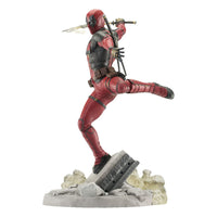 DIAMOND SELECT Deadpool & Wolverine Gallery Estatua Deadpool 25 cm