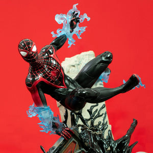 Diamond Select Marvel's Spider-Man 2 Marvel Gallery Deluxe Diorama Miles Morales (Gamerverse) 25 cm