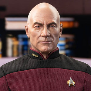 EXO Star Trek: The Next Generation Figura 1/6 Captain Jean-Luc Picard (Essential Duty Uniform) 30 cm