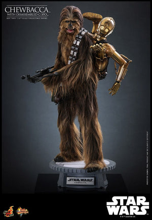 HOT TOYS Star Wars Episode V Figura Movie Masterpiece 1/6 Chewbacca with Disassembled C-3PO 36 cm