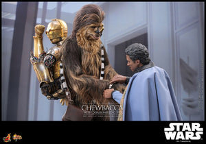 HOT TOYS Star Wars Episode V Figura Movie Masterpiece 1/6 Chewbacca with Disassembled C-3PO 36 cm