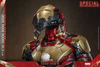 HOT TOYS Iron Man 3 Figura Movie Masterpiece Diecast 1/6 Iron Man Mark XLII (2.0) Deluxe 32 cm