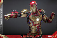 HOT TOYS Iron Man 3 Figura Movie Masterpiece Diecast 1/6 Iron Man Mark XLII (2.0) 32 cm