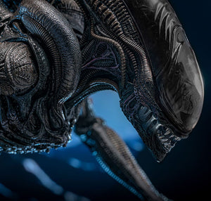 HOT TOYS Alien: Romulus Figura Movie Masterpiece 1/6 Scorched Xenomorph 44 cm