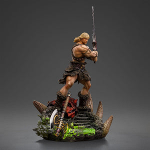 IRON STUDIOS Masters of the Universe Estatua 1/10 Deluxe Art Scale He-Man Unleashed 34 cm