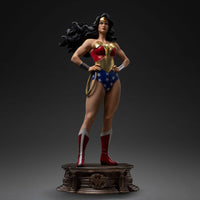 IRON STUDIOS DC Comics Estatua Legacy Replica 1/4 Wonder Woman 56 cm