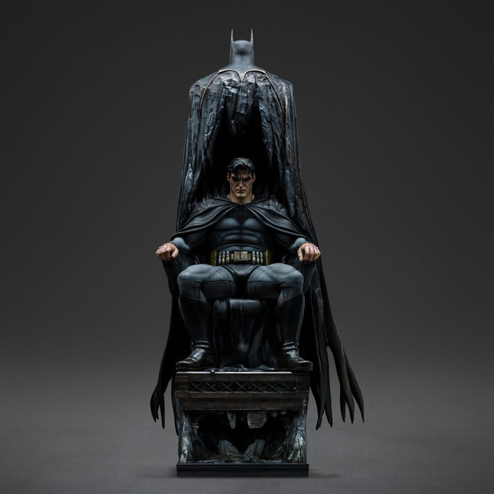 IRON STUDIOS DC Comics Estatua Legacy Replica 1/4 Batman and Bruce Wayne 79 cm