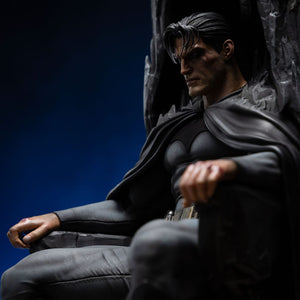 IRON STUDIOS DC Comics Estatua Legacy Replica 1/4 Batman and Bruce Wayne 79 cm