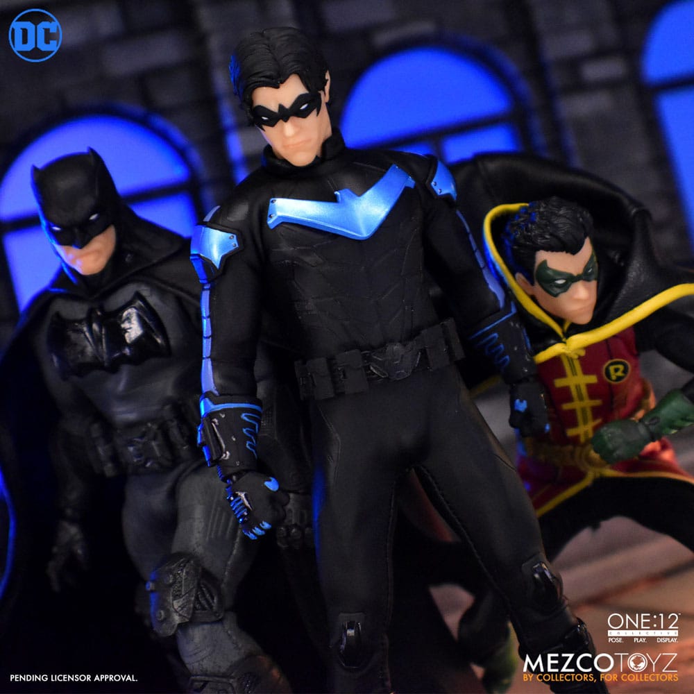 MEZCO DC Comics Figura 1/12 Nightwing 17 cm