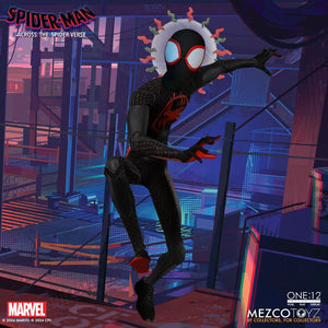 Mezco Toyz Spider-Man Figura 1/12 Miles Morales 17 cm