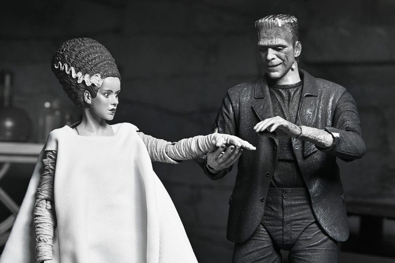 NECA Universal Monsters Figura Ultimate Frankenstein's Monster (Bride of Frankenstein) (B&W) 18 cm