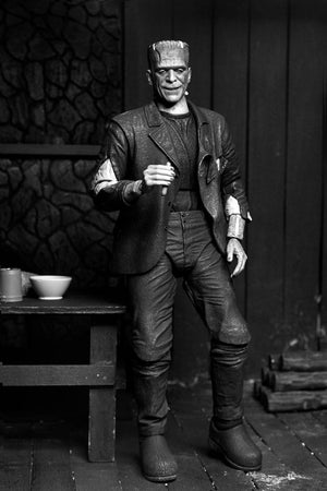 NECA Universal Monsters Figura Ultimate Frankenstein's Monster (Bride of Frankenstein) (B&W) 18 cm