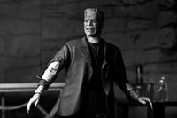 NECA Universal Monsters Figura Ultimate Frankenstein's Monster (Bride of Frankenstein) (B&W) 18 cm