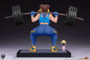 PCS Collectibles Street Fighter Estatua Premier Series 1/4 Chun-Li Powerlifting (Alpha Edition) 37 cm