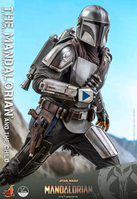 Hot Toys 1/4 Star Wars The Mandalorian: The Mandalorian & The Child Collectible Set