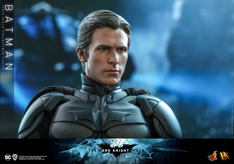 Hot Toys 1/6 The Dark Knight Rises: Batman