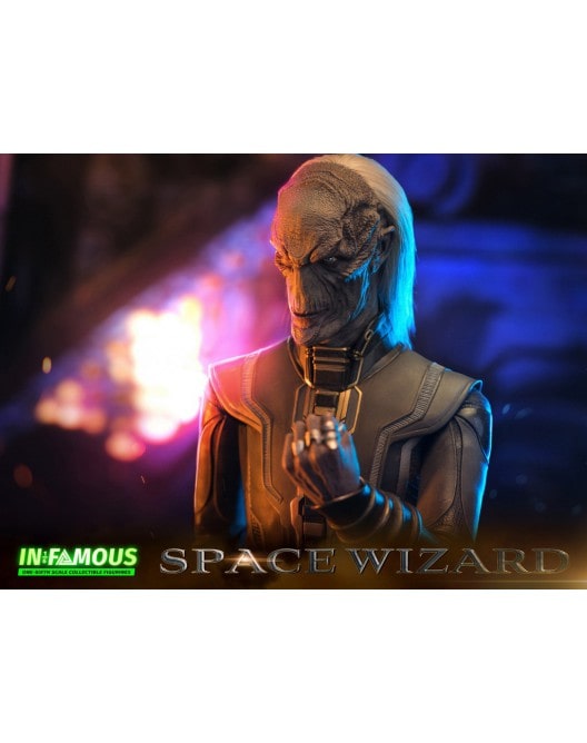 In-famous 1/6 Space Wizard