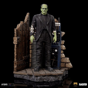 Iron Studios Universal Monsters Deluxe Art Scale 1/10 Statue Frankenstein`s Monster