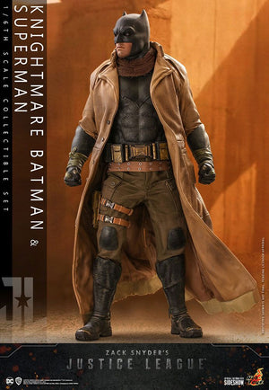 Hot Toys 1/6 Zack Snyder's Justice League Knightmare Batman and Superman Collectible Set