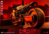 Hot Toys 1/6 The Batman: Batcycle