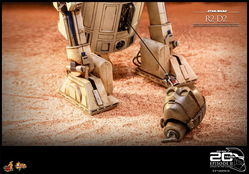 Hot Toys MMS651 1/6 Star Wars Episode II: R2-D2