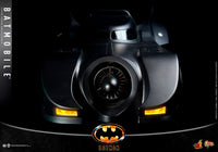 Hot Toys MMS694 Batman (1989) Vehículo Batmóvil