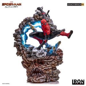 Spider-Man: Lejos de casa Estatua Legacy Replica 1/4 Spider-Man 60 cm