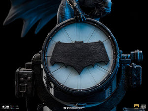 Zack Snyder's Justice League Estatua 1/10 Deluxe Art Scale Batman on Batsignal 28 cm