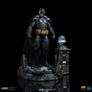 DC Comics Estatua Art Scale 1/10 Batman Unleashed Deluxe 24 cm