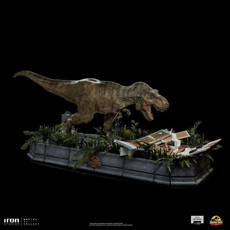 Iron Studios Parque Jurásico Estatua 1/20 Demi Art Scale T-Rex attacks Donald Gennaro 30 cm