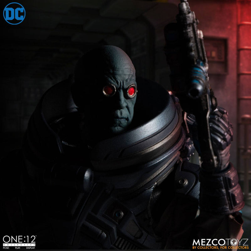 DC Comics Figura 1/12 Mr. Freeze Deluxe Edition 17 cm