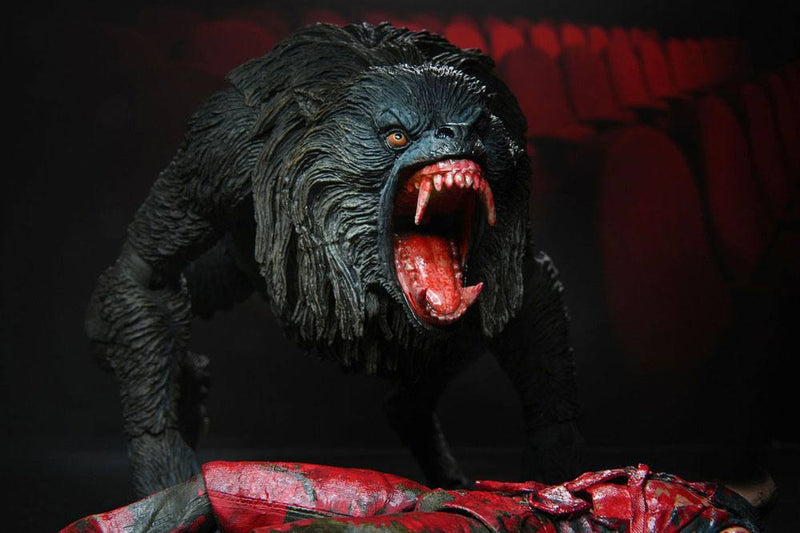 Un Hombre Lobo Aamericano en Londres Figura Ultimate Kessler Werewolf 18 cm